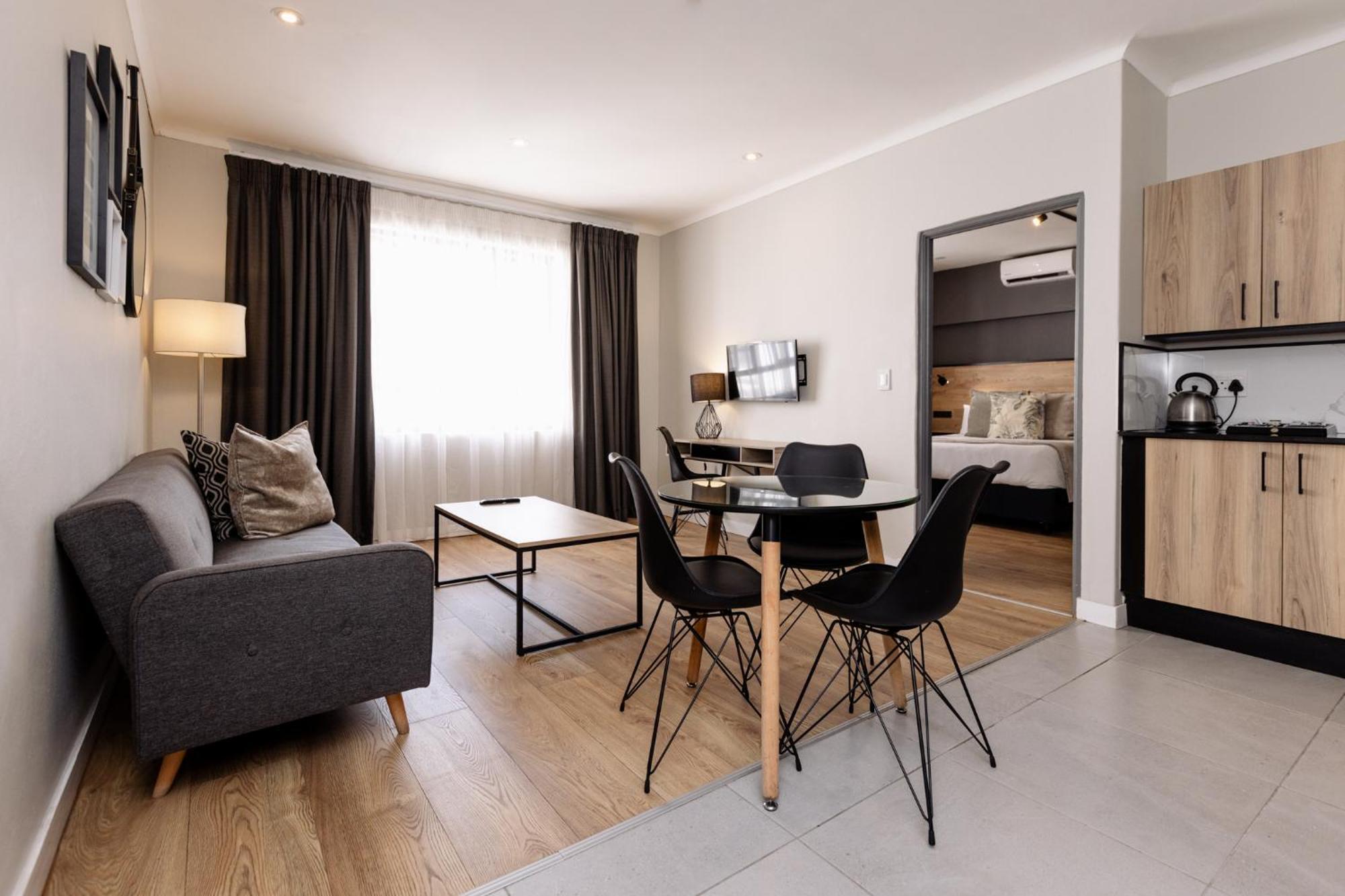 Mint Hotel 84 On Katherine Johannesburg Exteriör bild