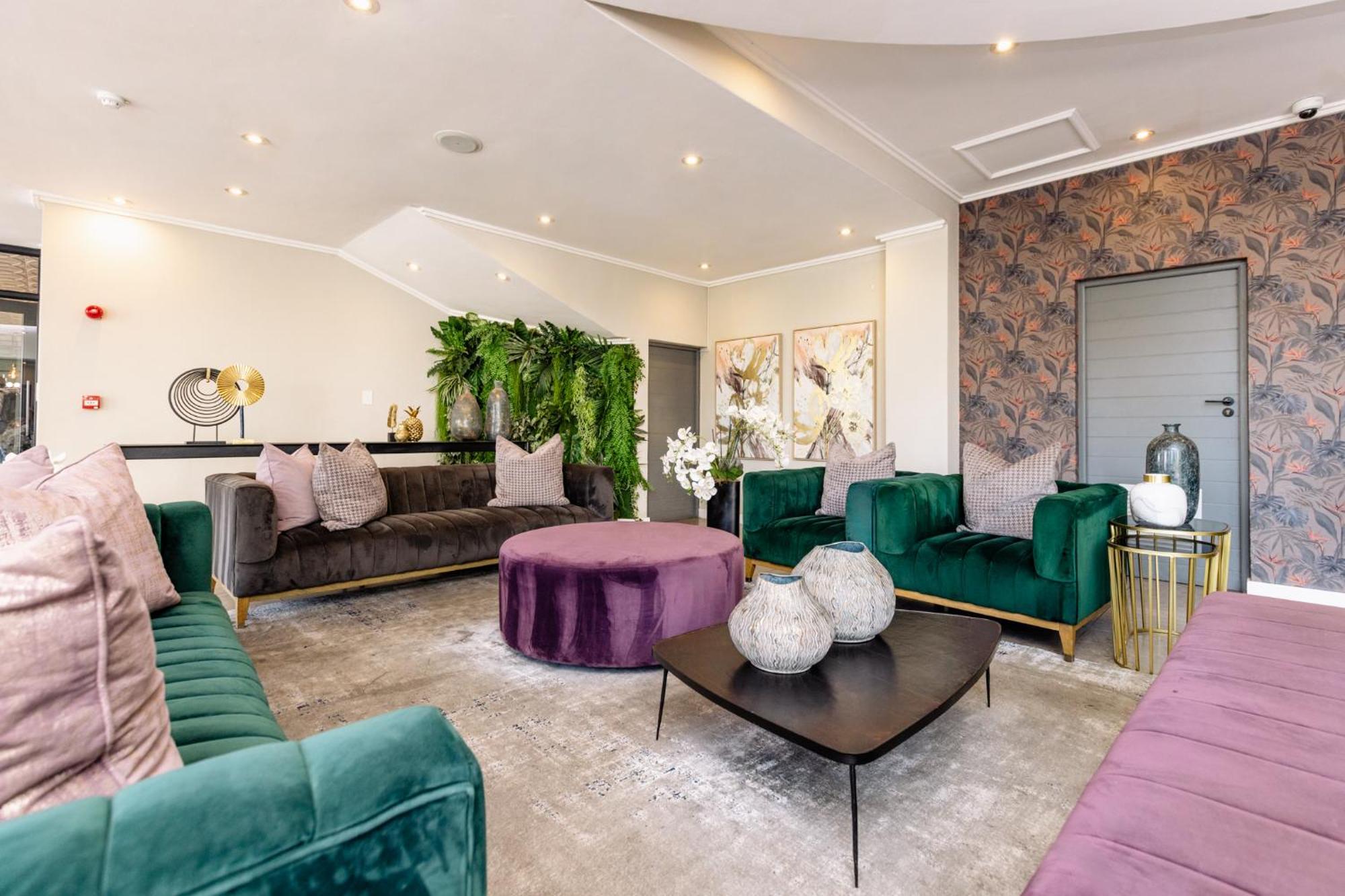 Mint Hotel 84 On Katherine Johannesburg Exteriör bild